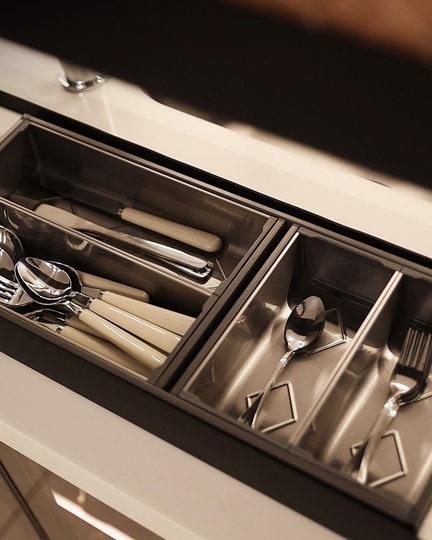 كل أداة في مكانها — Kitchen One