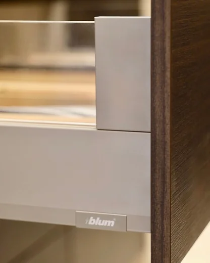 تفاصيل الدرج — Kitchen One